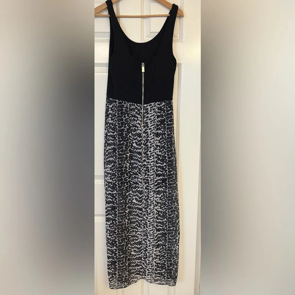 Vince Camuto sleeveless maxi dress black and white animal print Size Medium - Picture 12 of 12